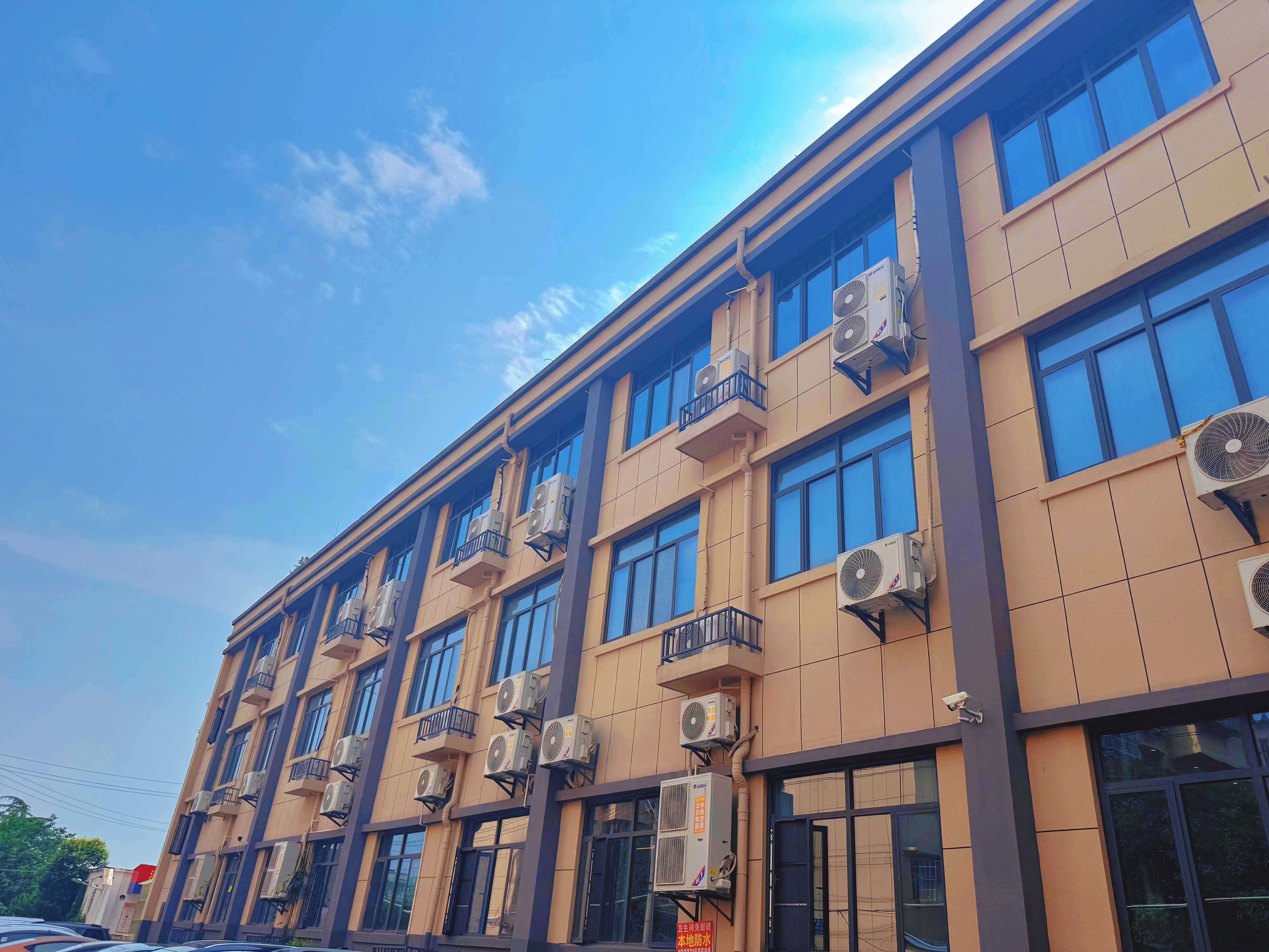 圖1 儒學片區(qū)房建改造后效果.jpg